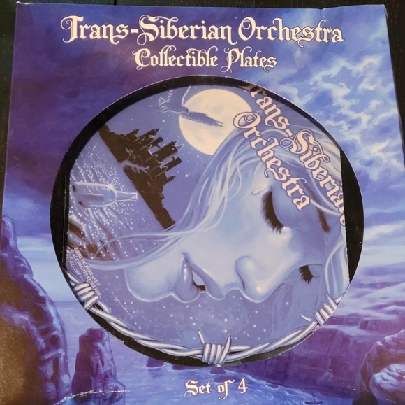 Trans-Siberian Orchestra Melamine Greg Hildebrandt 2009 Plates Set of 4 NIB - Picture 1 of 6